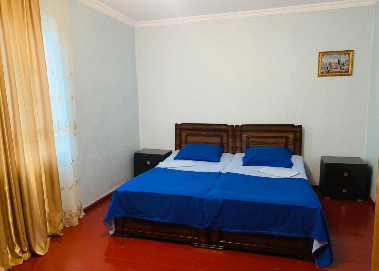Butichi Guest House Chiatura Bagian luar foto