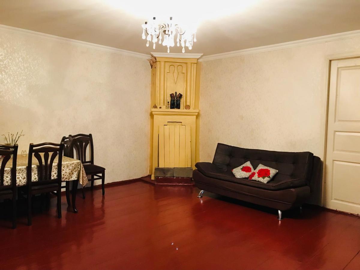 Butichi Guest House Chiatura Bagian luar foto